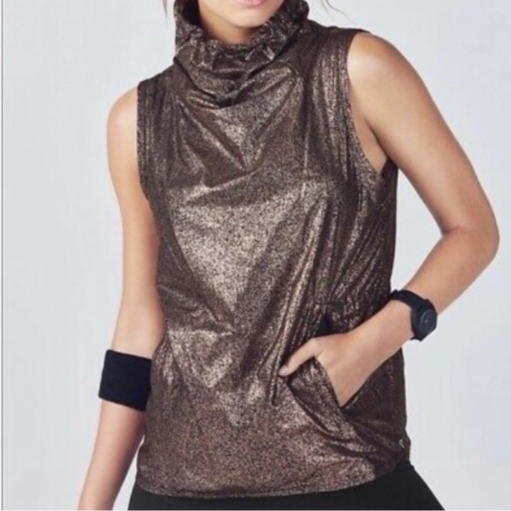 NWOT FABLETICS Rose Gold Liora Vest Size L